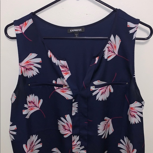Express Floral tank - Picture 2 of 4